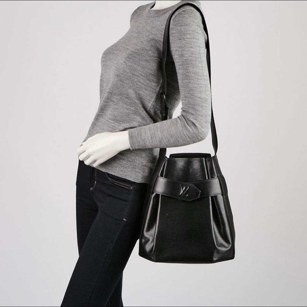 Authentic Louis Vuitton Shoulder Bag Sac depaule